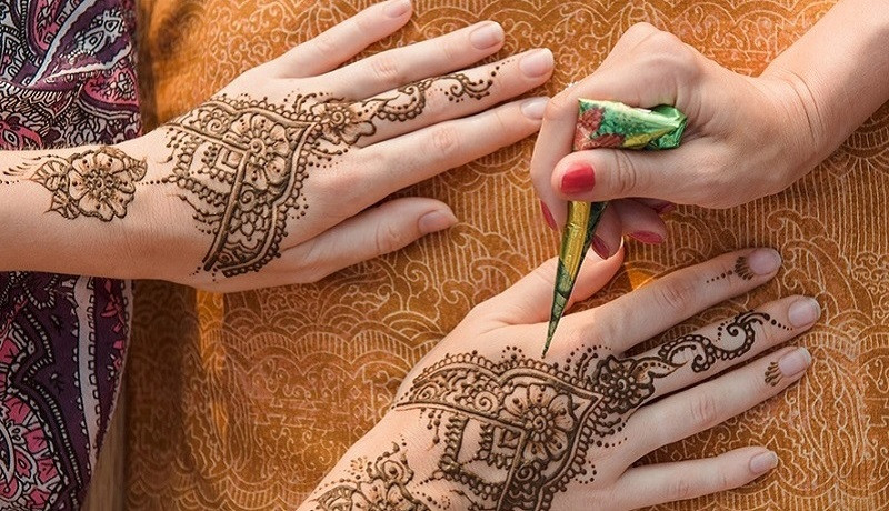 Nghệ thuật vẽ Henna của Ấn Độ sẽ có mặt tại Hà Nội cuối tuần này.