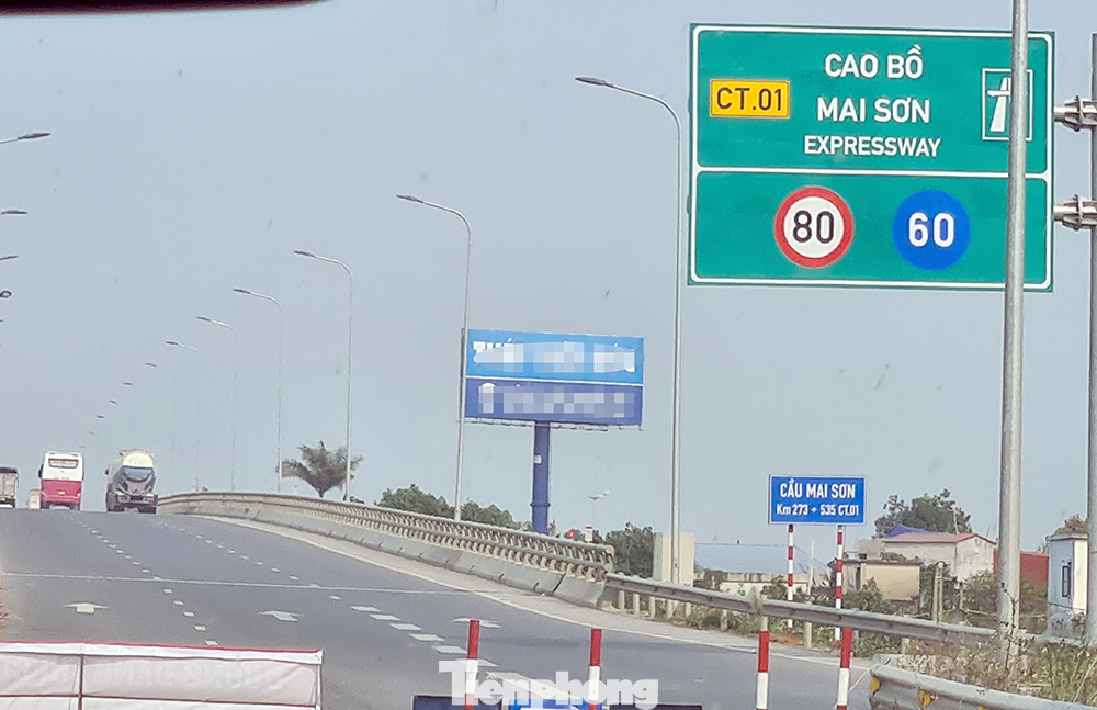 Bộ GTVT nghiên cứu để tăng tốc độ khai thác một số đoạn cao tốc Bắc - Nam từ 80 km/h lên 90 km/h. Bộ GTVT nghiên cứu để tăng tốc độ khai thác một số đoạn cao tốc Bắc - Nam từ 80 km/h lên 90 km/h.