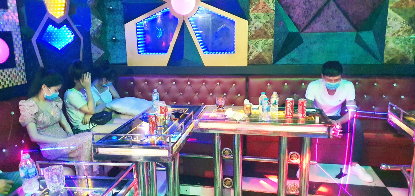 Đột kích, bắt 7 đối tượng 'phê' ma túy trong khách sạn ảnh 2