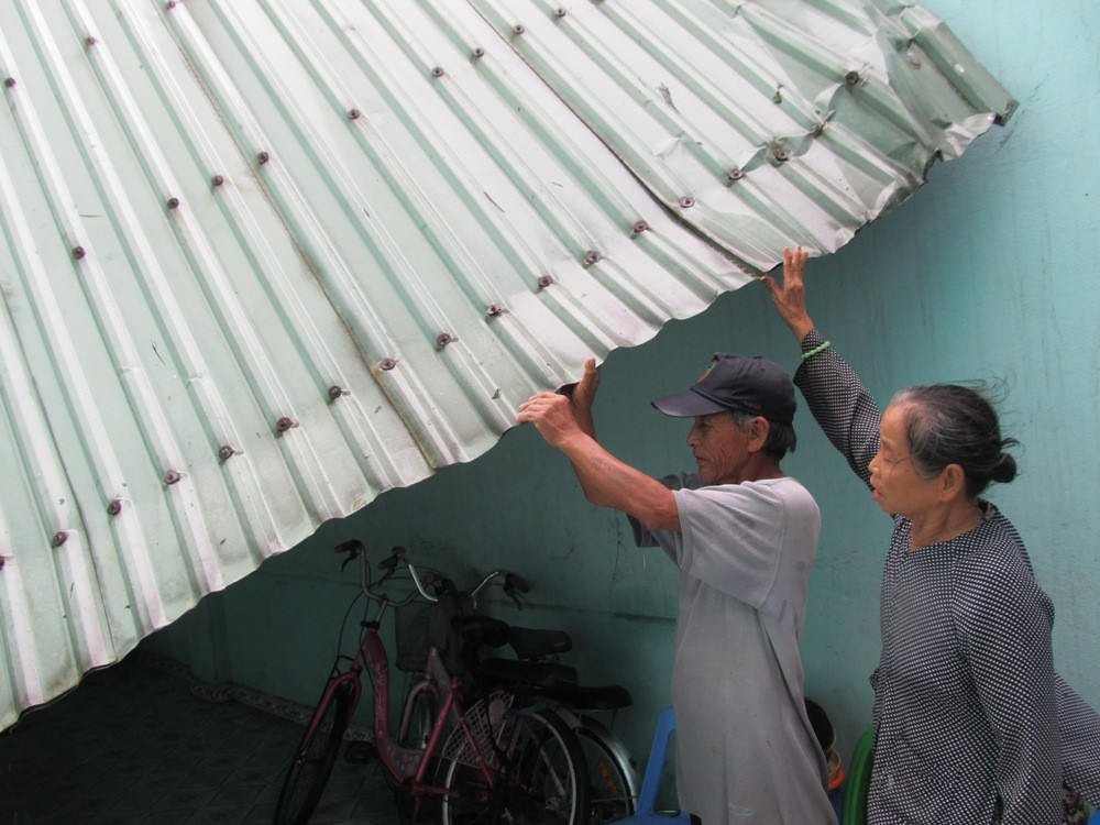 Đôi vợ chồng già giờ đã trắng tay