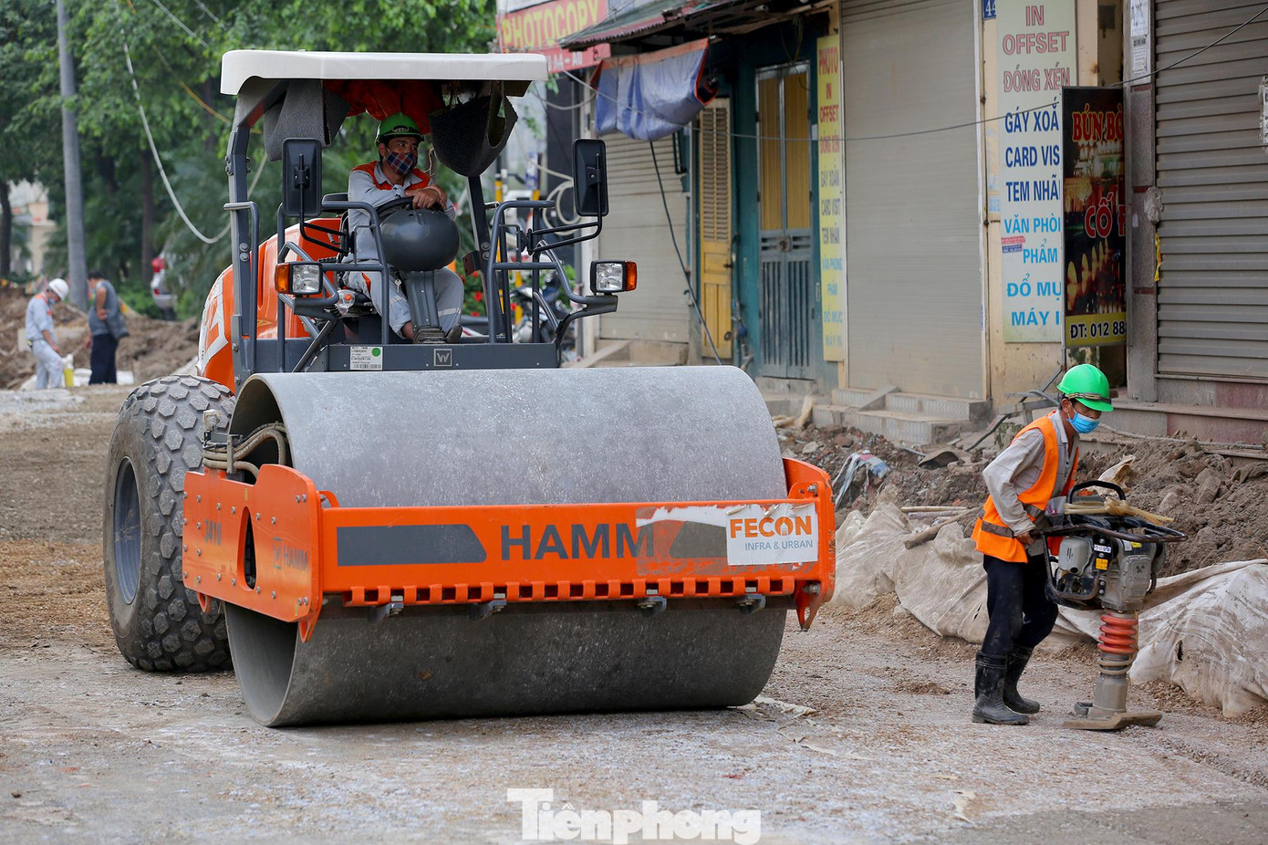 Sau khi hầm chui Lê Văn Lương được hoàn thành, nút giao sẽ có tổng cộng 10 làn xe theo hướng Lê Văn Lương - Tố Hữu và ngược lại, thay vì 8 làn xe như hiện nay, góp phần giải quyết xung đột giao thông tại nút giao Lê Văn Lương – Khuất Duy Tiến – Tố Hữu, từng bước hoàn chỉnh hệ thống hạ tầng giao thông Hà Nội. Sau khi hầm chui Lê Văn Lương được hoàn thành, nút giao sẽ có tổng cộng 10 làn xe theo hướng Lê Văn Lương - Tố Hữu và ngược lại, thay vì 8 làn xe như hiện nay, góp phần giải quyết xung đột giao thông tại nút giao Lê Văn Lương – Khuất Duy Tiến – Tố Hữu, từng bước hoàn chỉnh hệ thống hạ tầng giao thông Hà Nội.