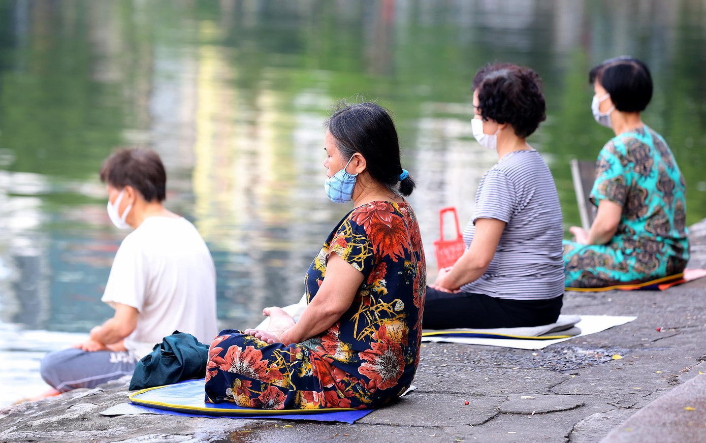 Để thực hiện mục tiêu vừa đảm bảo an toàn, nâng cao sức khỏe của nhân dân, vừa đảm bảo phát triển hoạt động kinh tế, UBND TP Hà Nội cho phép một số hoạt động trở lại từ 0h ngày 26/6.