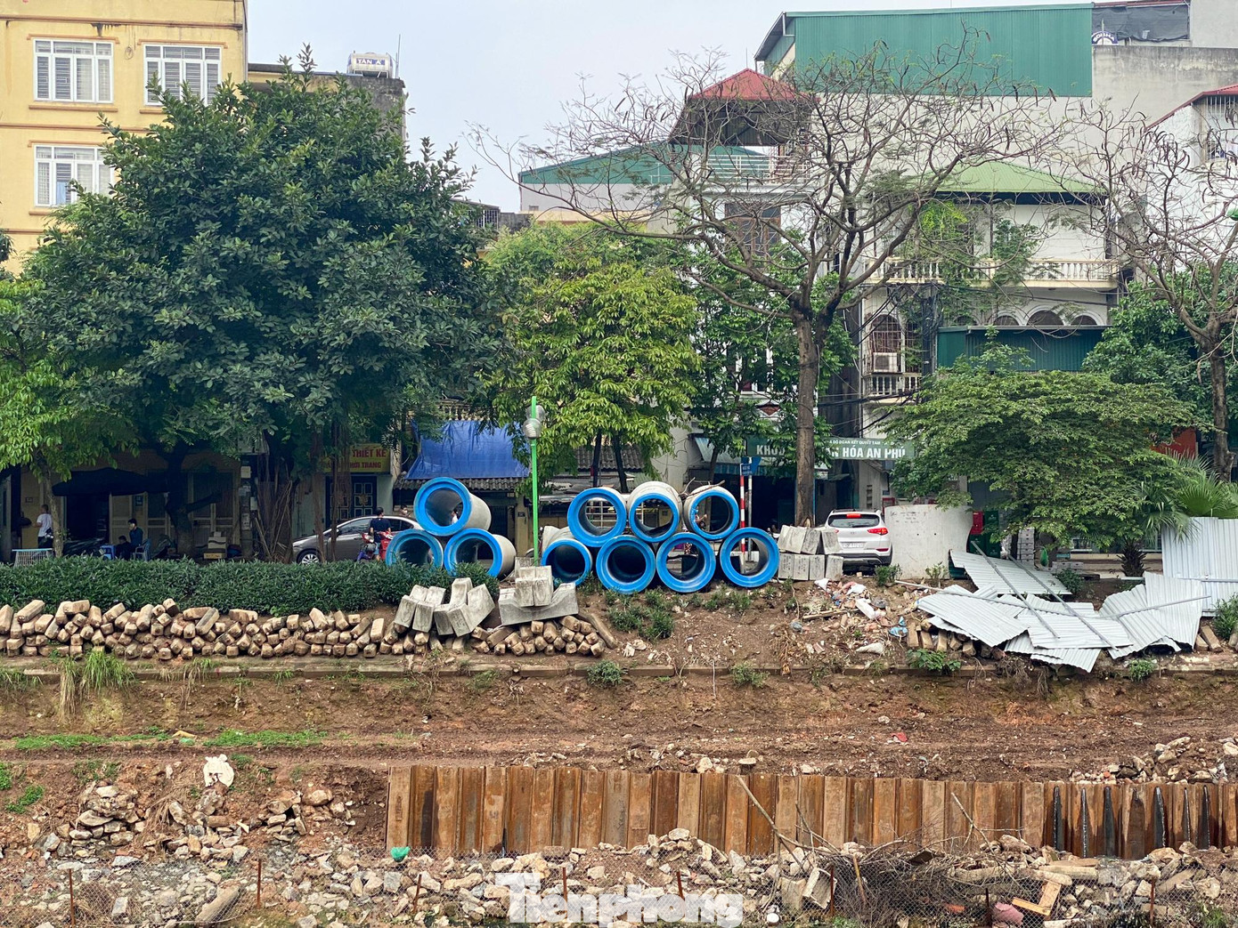 Dự án đường ống gom nước thải sông Tô Lịch được áp dụng kỹ thuật khoan kích ngầm với các đoạn đường cống ngầm dài khoảng 11km.