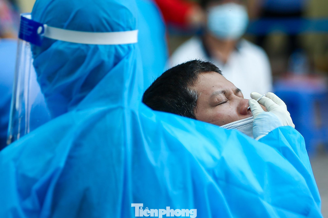 Theo Bộ trưởng Bộ Y tế Nguyễn Thanh Long, để giảm thời gian giãn cách xuống phải "phát hiện bằng được, tầm soát bằng được các trường hợp lây nhiễm trong cộng đồng" để cách ly, khoanh vùng, dập dịch một cách triệt để, từ đó nới lỏng dần dần việc giãn cách để đưa cuộc sống trở lại trạng thái bình thường mới.