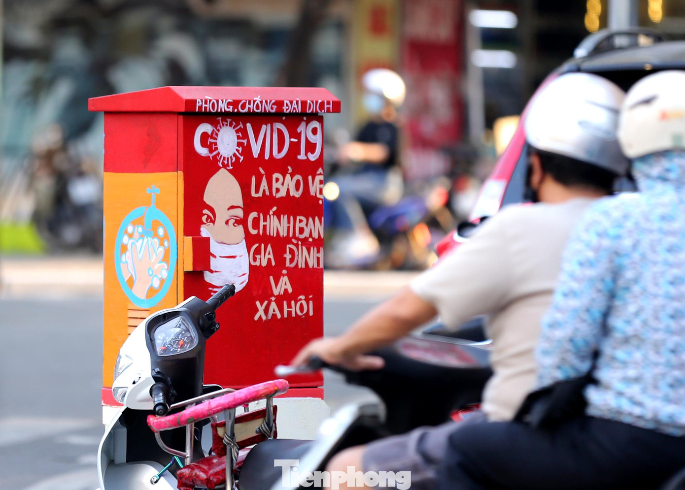 Những thông điệp ngắn gọn súc tích nhằm nâng cao ý thức và có trách nhiệm hơn trong công tác phòng, chống dịch của toàn xã hội.