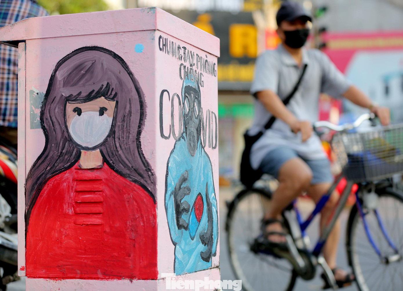 Thông điệp thể hiện sự quyết tâm của tất cả mọi người cùng chung tay đẩy lùi dịch bệnh.