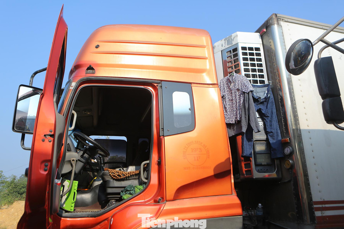 Các lái xe ăn, nghỉ sinh hoạt tại chỗ từ nhiều ngày nay.