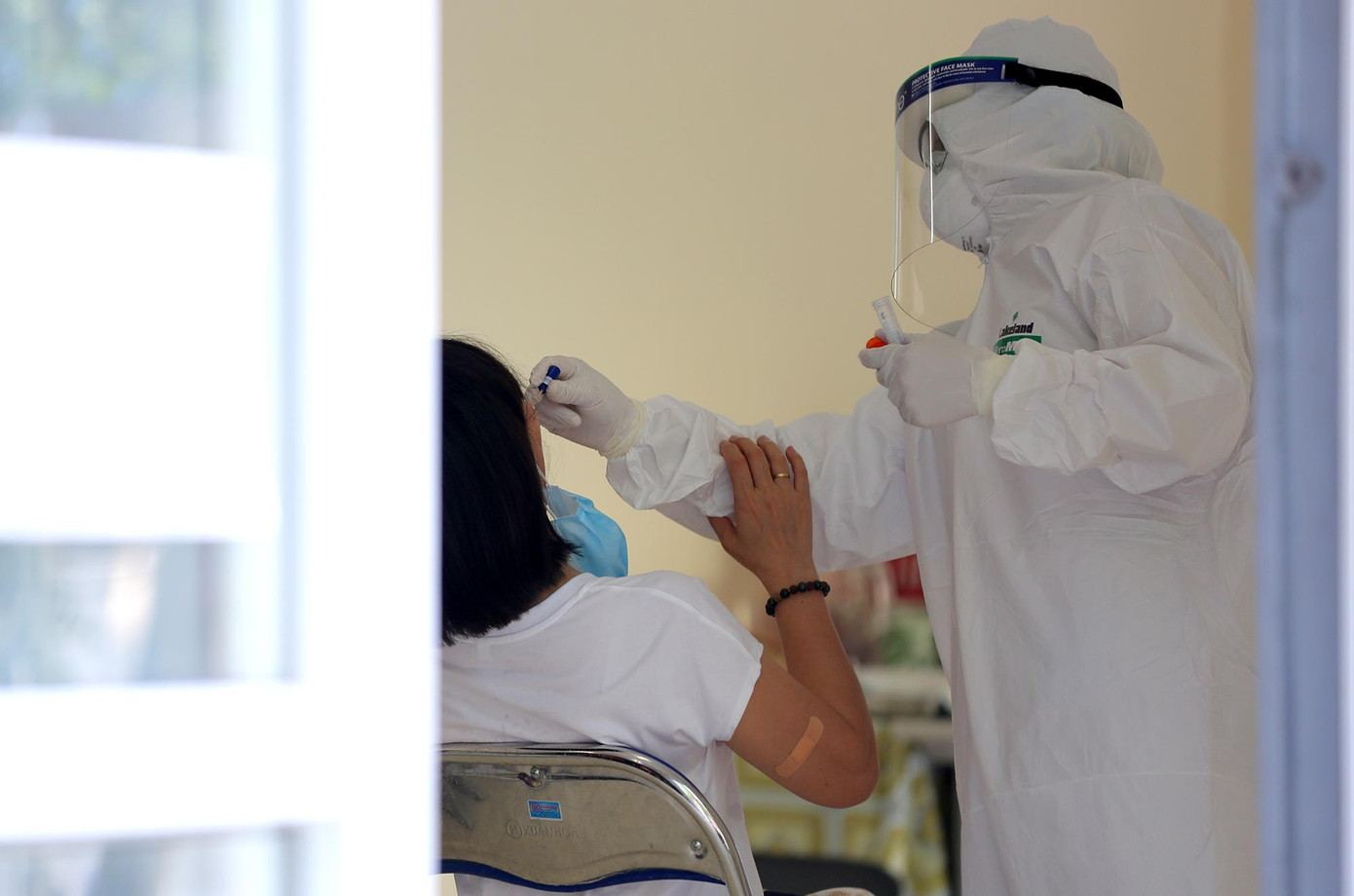 Được biết, các trường hợp lấy mẫu xét nghiệm ở đây là các trường hợp có liên quan đến bệnh viện K, bệnh viện Bệnh nhiệt đới Trung ương v.v...