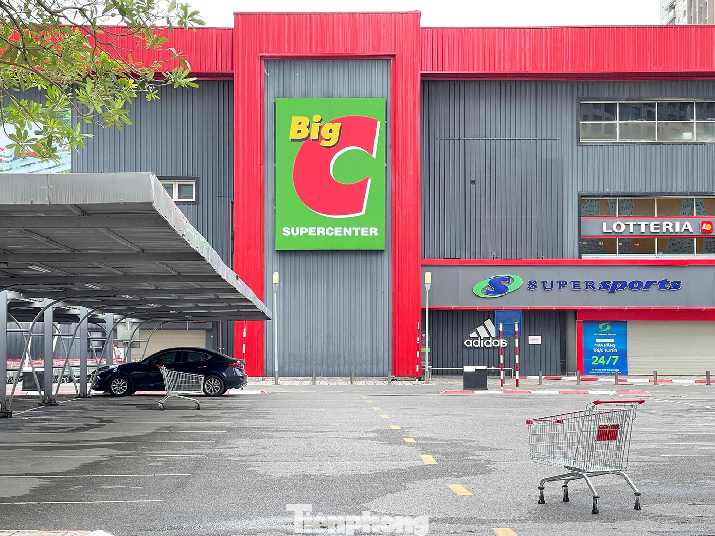 Sáng ngày 25/5, trung tâm thương mại này đã tạm dừng hoạt động.