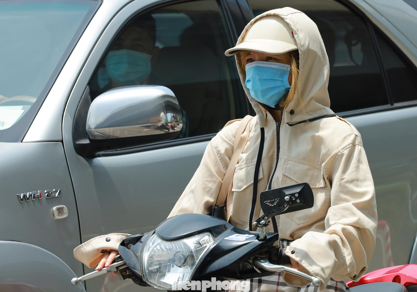 Trung tâm Dự báo Khí tượng Thủy văn Quốc gia nhận định, đợt nắng nóng kéo dài đến khoảng ngày 24/5, trong đó khoảng thời gian từ 21 đến 23/5 là đỉnh điểm của nắng nóng