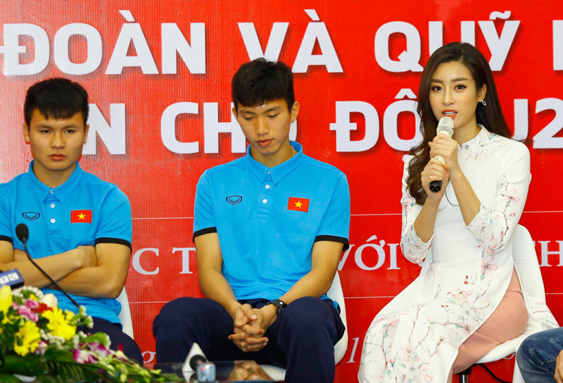 U23 Việt Nam: 'Không quản mưa tuyết, cứ ra sân là 'chiến' thôi' ảnh 15
