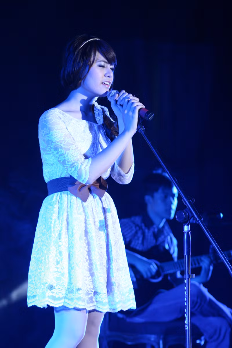 Ngọc Thủy đơn ca 