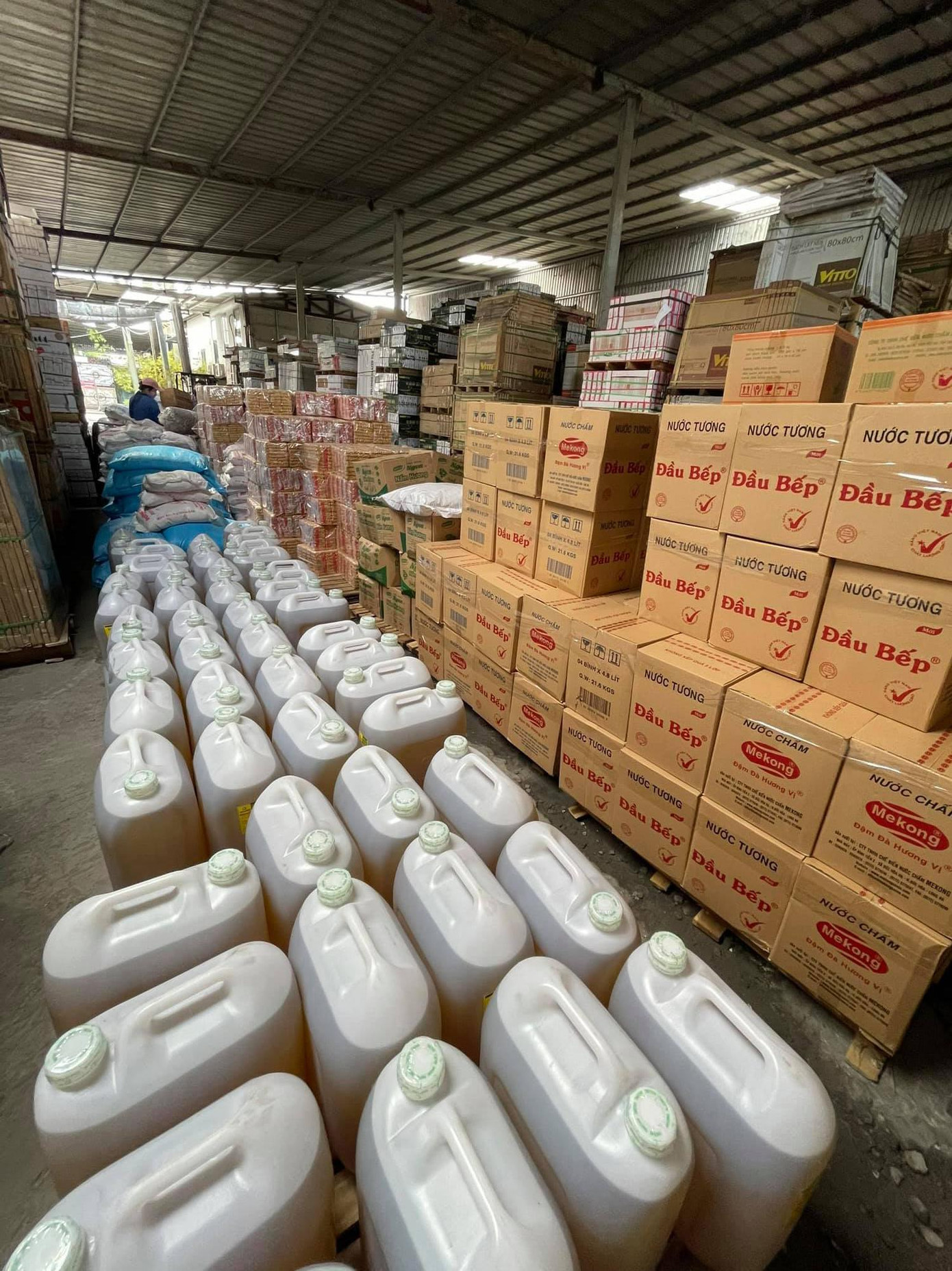 Dự kiến, trong thời gian tới, Tập đoàn sẽ có đợt hỗ trợ lương thực, thực phẩm đợt hai cho người dân khó khăn ở vùng dịch.