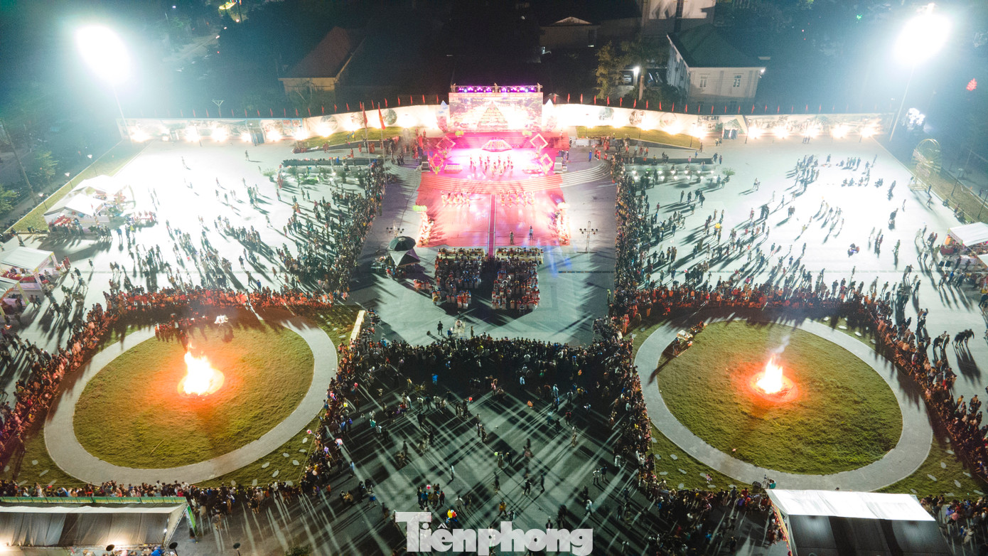 Đồng thời, góp phần tích cực trong việc bảo tồn và phát huy giá trị văn hóa truyền thống tốt đẹp của các dân tộc thiểu số gắn với phát triển du lịch trong chương trình mục tiêu quốc gia phát triển kinh tế - xã hội vùng đồng bào dân tộc thiểu số và miền núi.