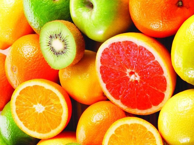 Nên uống nhiều hoa quả có chứa vitamin C để tăng sức đề kháng