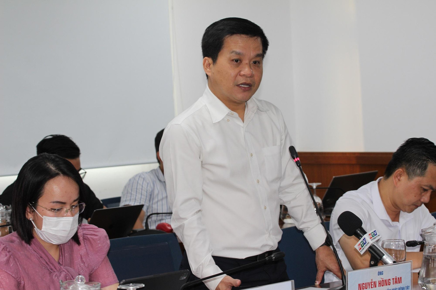 Ông Nguyễn Hồng Tâm, Phó giám đốc Trung tâm Kiểm soát Bệnh tật TPHCM (HCDC) Ông Nguyễn Hồng Tâm, Phó giám đốc Trung tâm Kiểm soát Bệnh tật TPHCM (HCDC)