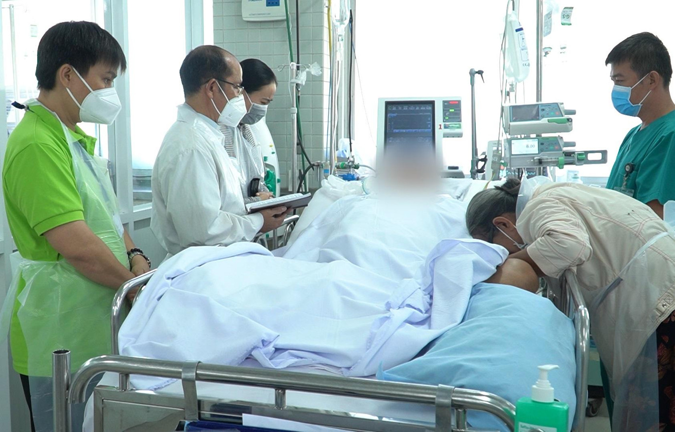 Gia đình đã quyết định hiến tạng người thân chết não để cứu sống những bệnh nhân khác Gia đình đã quyết định hiến tạng người thân chết não để cứu sống những bệnh nhân khác