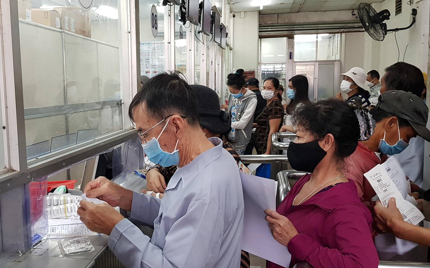 Các bệnh viện đang gặp nhiều khó khăn trước quy định thanh toán chi phí khám chữa bệnh theo Nghị định 146 Các bệnh viện đang gặp nhiều khó khăn trước quy định thanh toán chi phí khám chữa bệnh theo Nghị định 146