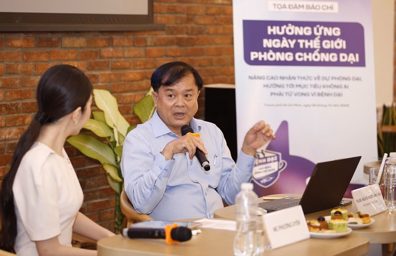 BS Anh Tuấn chia sẻ thông tin về sự nguy hiểm và những sai lầm của cộng đồng liên quan đến bệnh dại BS Anh Tuấn chia sẻ thông tin về sự nguy hiểm và những sai lầm của cộng đồng liên quan đến bệnh dại