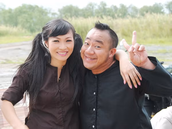 Hiếu Hiền với ca sỹ Phương Thanh