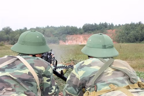 Hầu hết các học viên trinh sát đều giành được điểm cao tại nội dung bắn súng