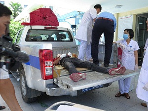 Lật xe đèo Khánh Lê, 17 cán bộ hưu trí công an Yên Bái thương vong ảnh 2