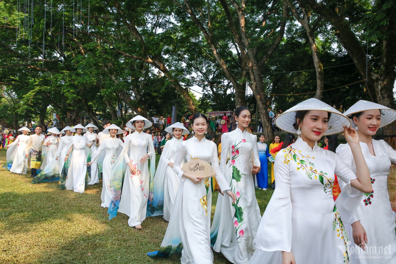 Ngày 5/4 vừa qua, UBND thành phố Tam Kỳ đã tổ chức đón nhận bằng công nhận cây di sản Việt Nam đối với quần thể 9 cây giáng hương ấn.