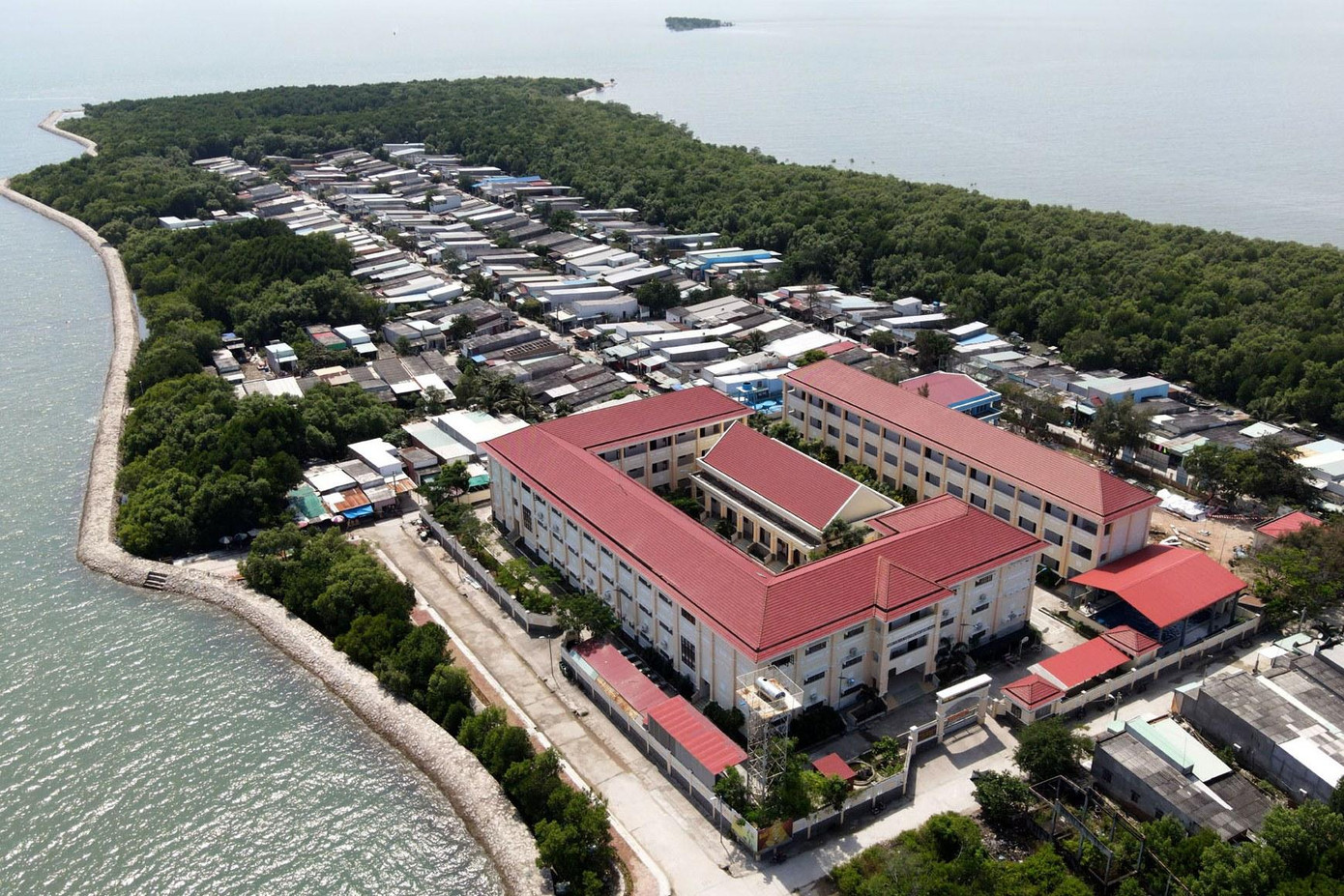 Một góc xã đảo Thạnh An (huyện Cần Giờ)