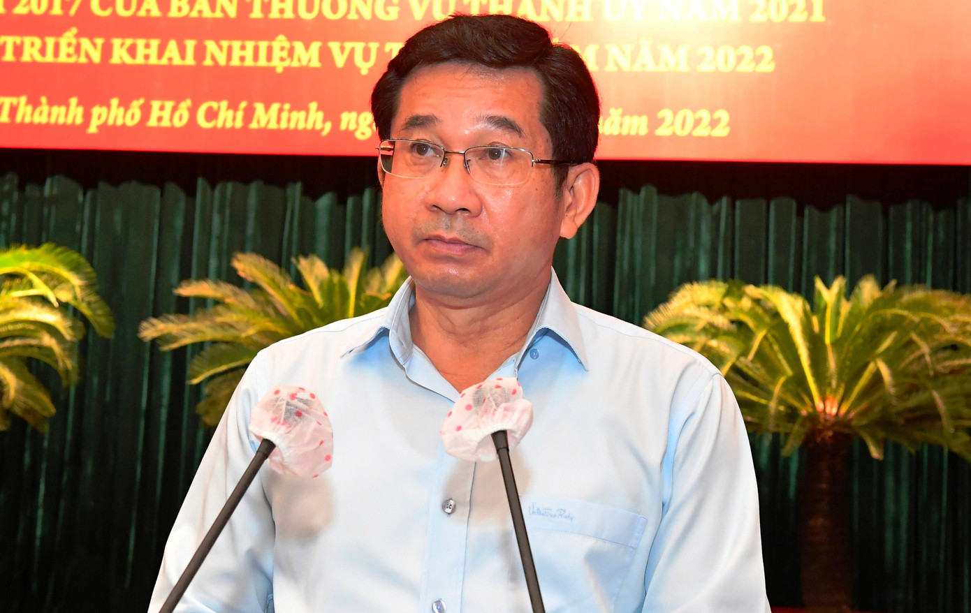 Chủ nhiệm Ủy ban Kiểm tra Thành uỷ TPHCM Dương Ngọc Hải trình bày báo cáo tại hội nghị