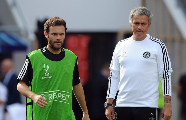 Mourinho vẫn nhất quyết không sử dụng Mata