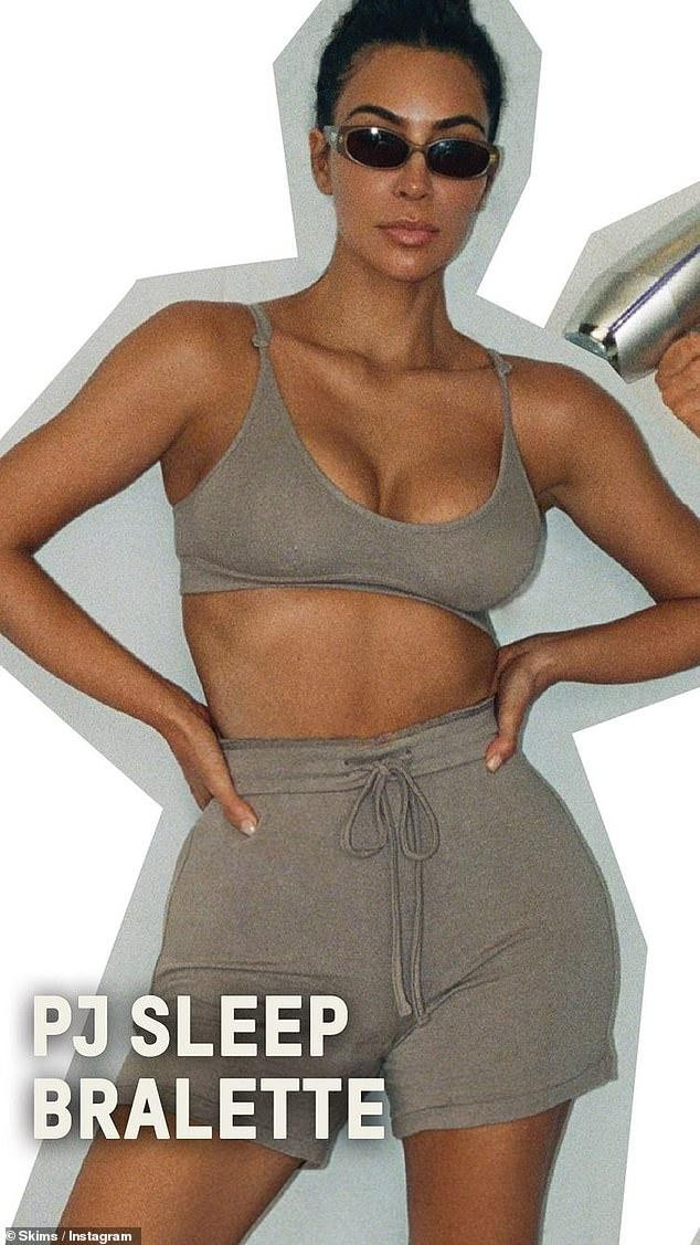 Kim mới đây đã quyết định kết thúc 6 năm hôn nhân với rapper Kanye West và đệ đơn ly hôn từ ngày 19/2. Cặp đôi có 4 con chung và đã ký thoả thuận tiền hôn nhân.