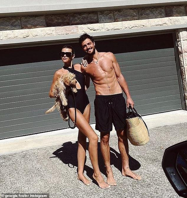 Georgia Fowler đã chuyển đến sống cùng bạn trai bạn trai doanh nhân người Úc Nathan Dalah ở Sydney từ tháng 4 vừa qua. Georgia Fowler đã chuyển đến sống cùng bạn trai bạn trai doanh nhân người Úc Nathan Dalah ở Sydney từ tháng 4 vừa qua.