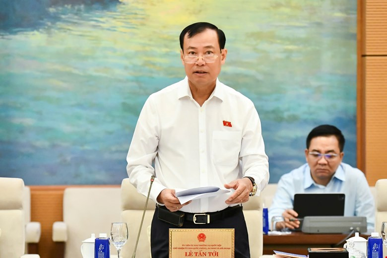 Chủ nhiệm Ủy ban Quốc phòng, An ninh và Đối ngoại Lê Tấn Tới. Ảnh: QH Chủ nhiệm Ủy ban Quốc phòng, An ninh và Đối ngoại Lê Tấn Tới. Ảnh: QH