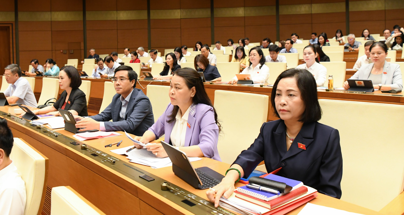 Hôm nay, Quốc hội sẽ biểu quyết thông qua nghị quyết về sáp nhập tỉnh (Ảnh: QH) Hôm nay, Quốc hội sẽ biểu quyết thông qua nghị quyết về sáp nhập tỉnh (Ảnh: QH)