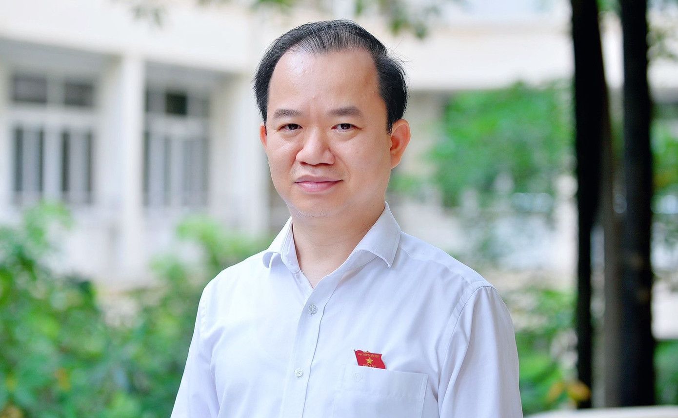 Đại biểu Quốc hội Bùi Hoài Sơn. Đại biểu Quốc hội Bùi Hoài Sơn.