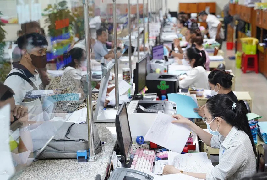 Tập trung giải quyết chính sách với 4 nhóm đối tượng nghỉ trước tuổi (Ảnh minh họa)