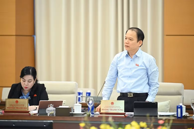 Chủ nhiệm Ủy ban Pháp luật và Tư pháp Hoàng Thanh Tùng. Ảnh: QH.