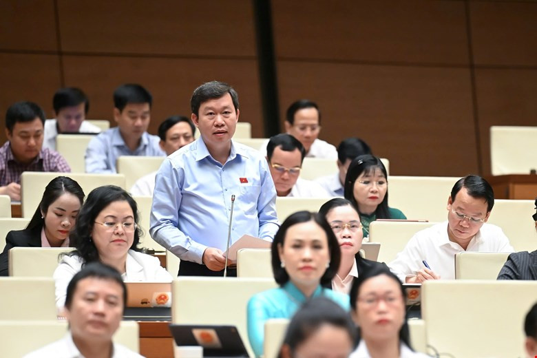 Đại biểu Nguyễn Quốc Luận. Ảnh: Như Ý Đại biểu Nguyễn Quốc Luận. Ảnh: Như Ý