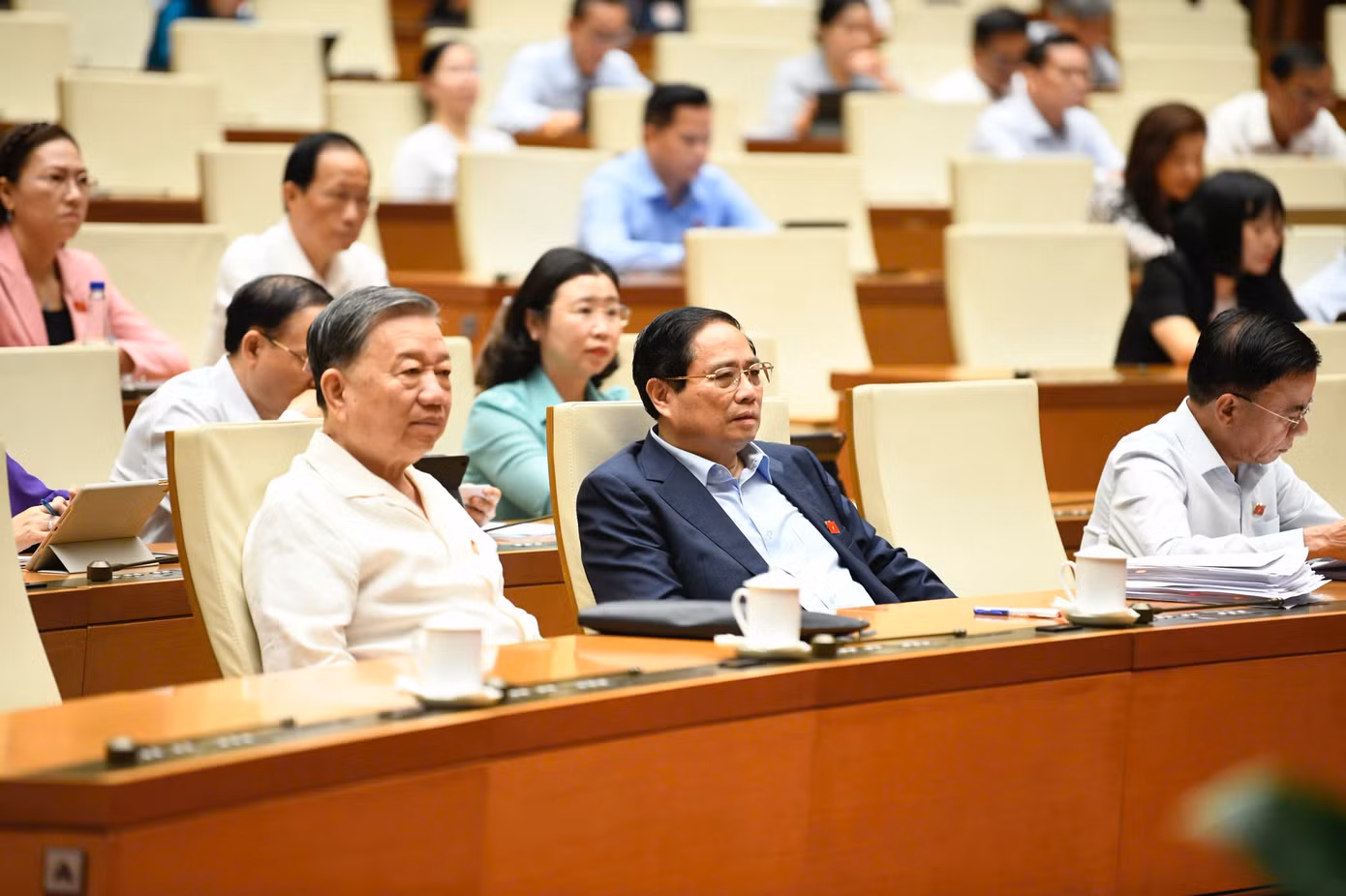 Lãnh đạo Đảng, Nhà nước tại phiên chất vấn ngày 20/6. Ảnh: Như Ý Lãnh đạo Đảng, Nhà nước tại phiên chất vấn ngày 20/6. Ảnh: Như Ý