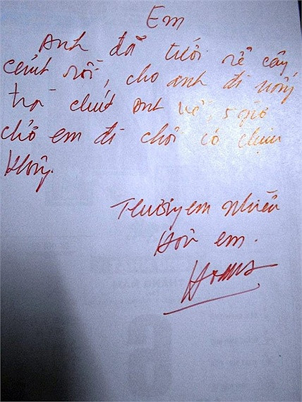 Nhiều người thường bảo, tình yêu nồng nhiệt chỉ còn khi hai người ở giai đoạn hẹn hò tìm hiểu, kết hôn rồi, sống thực tế hơn và những lời lẽ có cánh như thế này lại càng hiếm