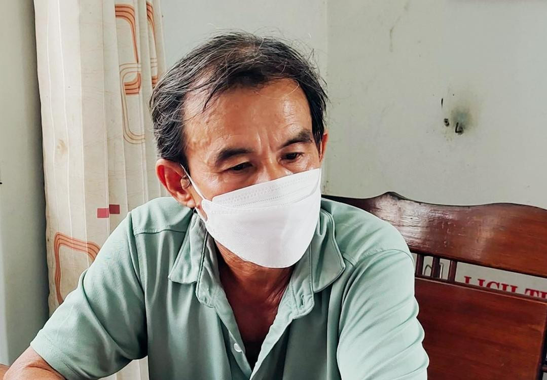 Sau khi gây án, nghi can đến công an trình diện Sau khi gây án, nghi can đến công an trình diện