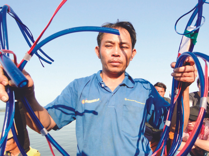 Dây hơi bị băm nát. Dây hơi bị băm nát