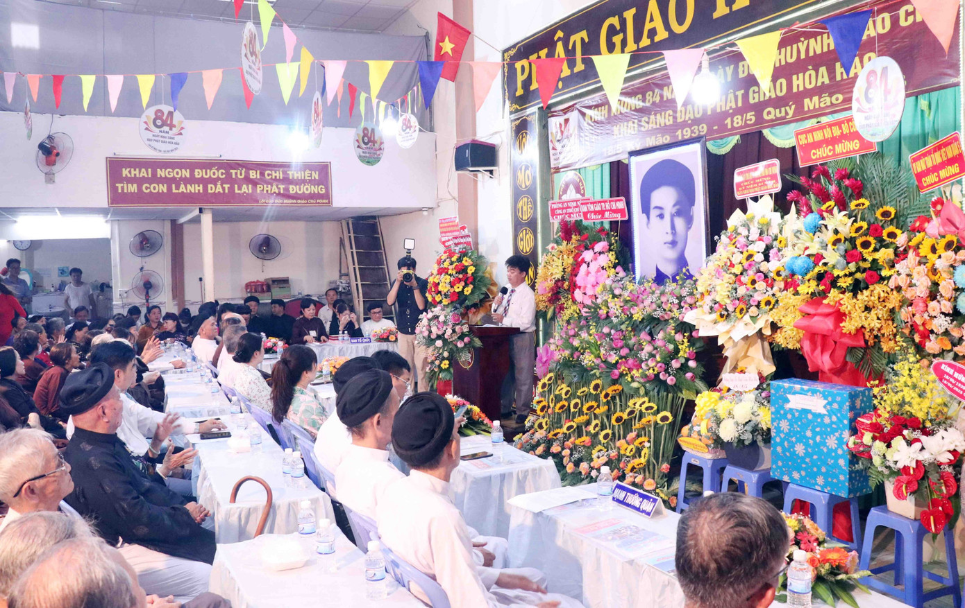 Quang cảnh buổi lễ kỷ niệm. Ảnh: Xuân Khu. Quang cảnh buổi lễ kỷ niệm. Ảnh: Xuân Khu.