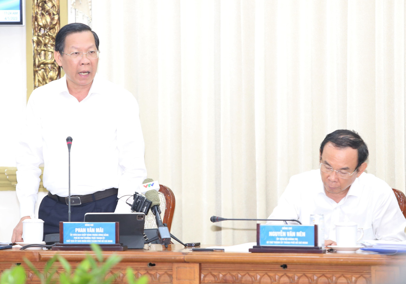Chủ tịch UBND TPHCM Phan Văn Mãi tại phiên họp. Ảnh: Ngô Tùng Chủ tịch UBND TPHCM Phan Văn Mãi tại phiên họp. Ảnh: Ngô Tùng
