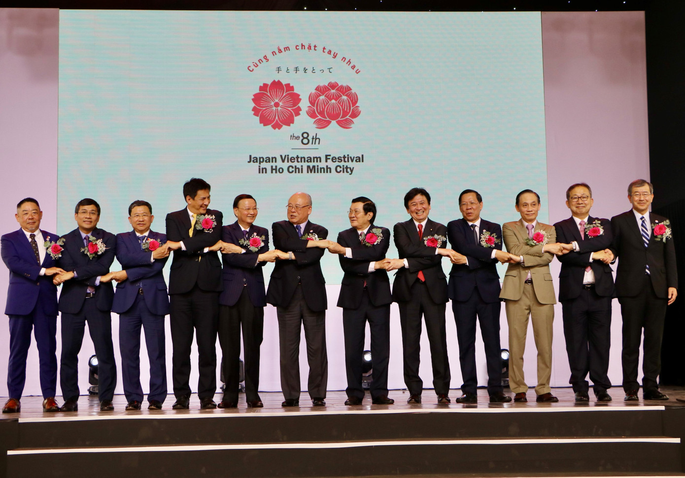 Đại biểu Việt Nam - Nhật Bản thắt chặt tình hữu nghị đặc biệt.