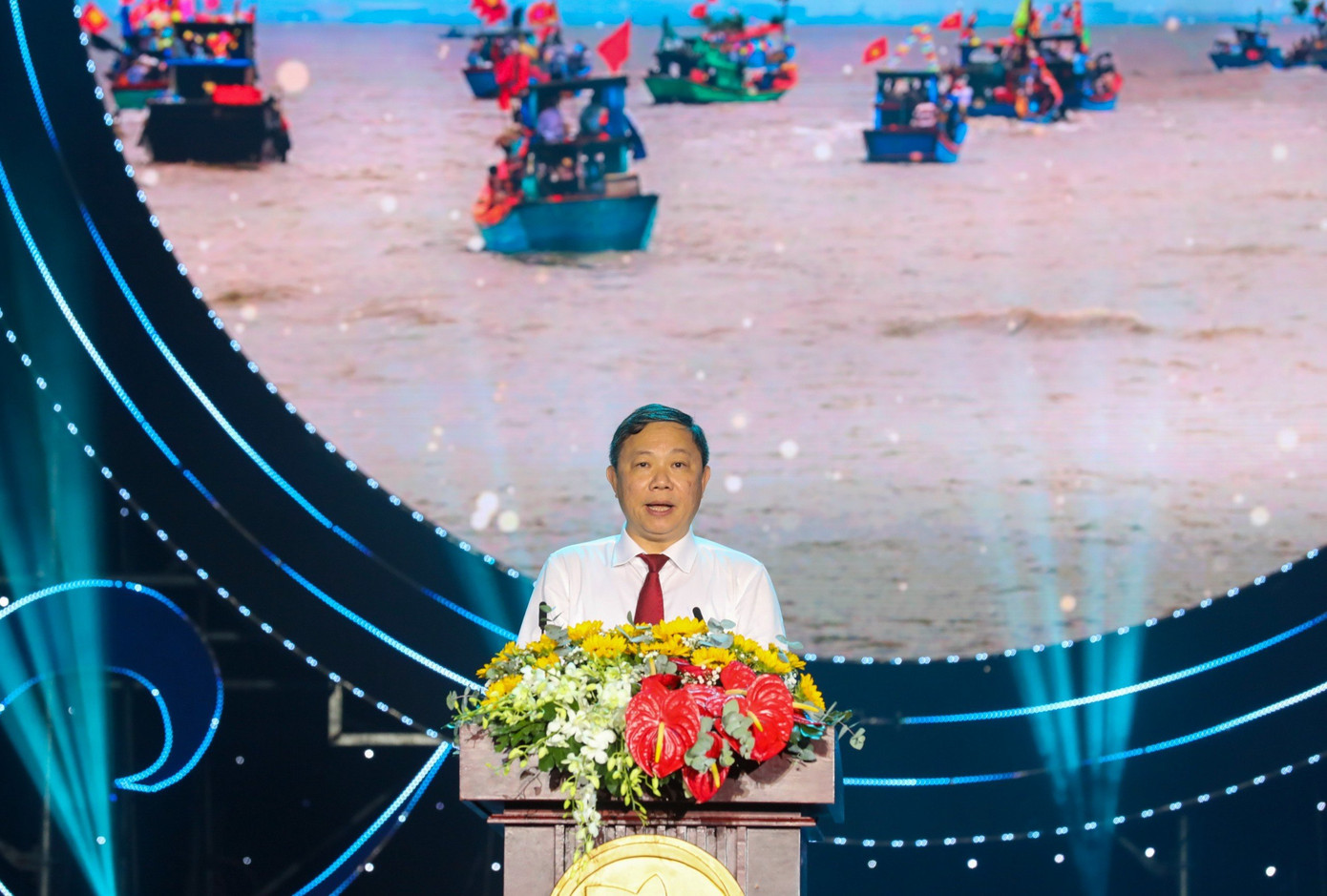 Phó Chủ tịch UBND TPHCM Dương Anh Đức phát biểu khai mạc lễ hội. Ảnh: Duy Anh. Phó Chủ tịch UBND TPHCM Dương Anh Đức phát biểu khai mạc lễ hội. Ảnh: Duy Anh.