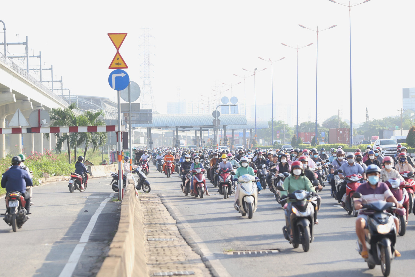 TP. Thủ Đức đoạn qua Xa lộ Hà Nội. Ảnh: Ngô Tùng TP. Thủ Đức đoạn qua Xa lộ Hà Nội. Ảnh: Ngô Tùng