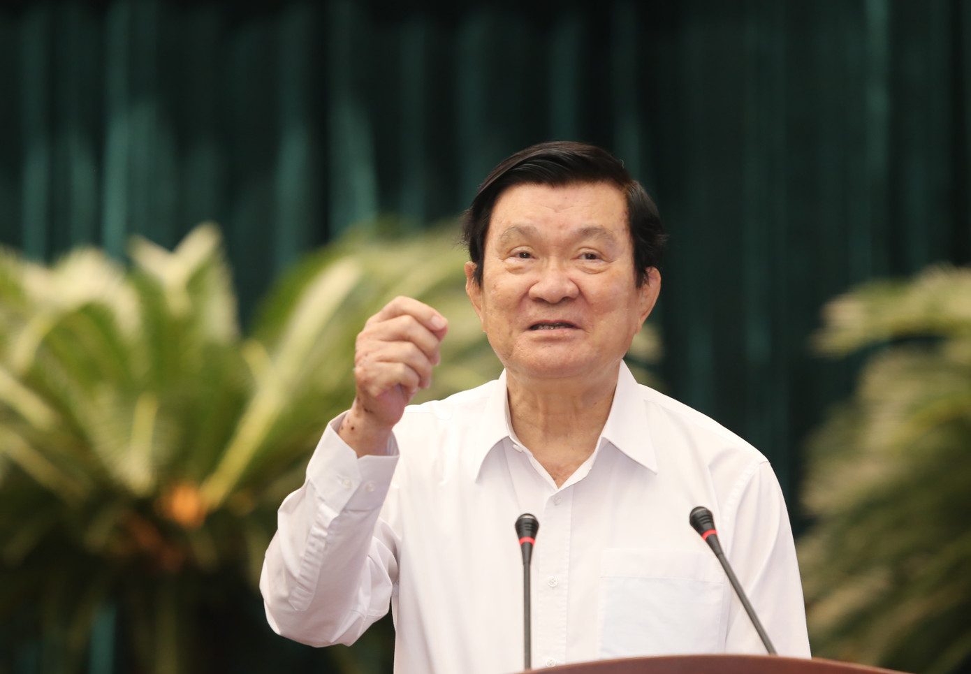 Nguyên Chủ tịch nước Trương Tấn Sang gửi gắm với thế hệ trẻ Hà Tĩnh.