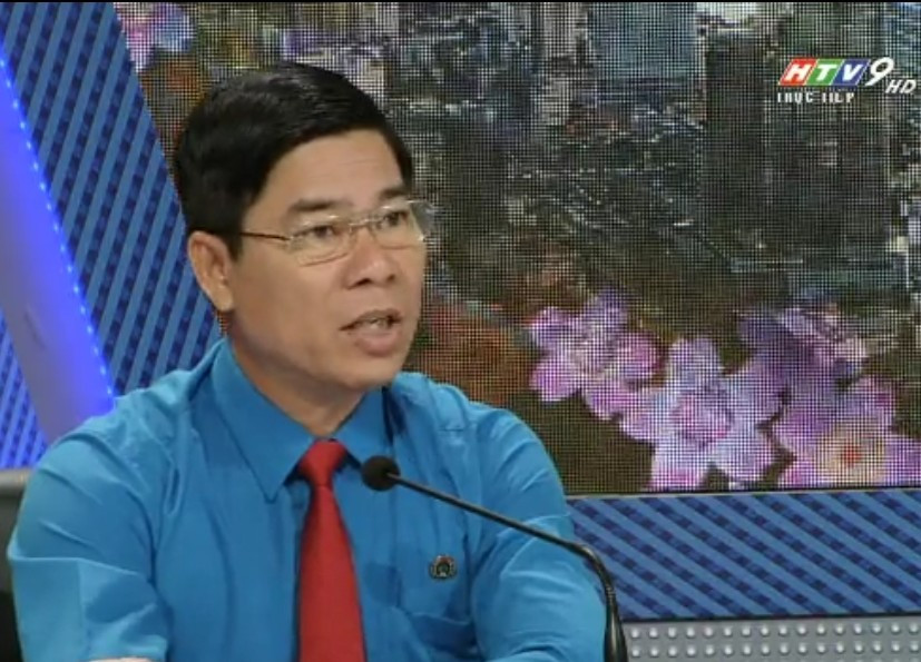 Phó Chủ tịch Liên đoàn Lao động TPHCM Phạm Chí Tâm trao đổi tại chương trình. Phó Chủ tịch Liên đoàn Lao động TPHCM Phạm Chí Tâm trao đổi tại chương trình.