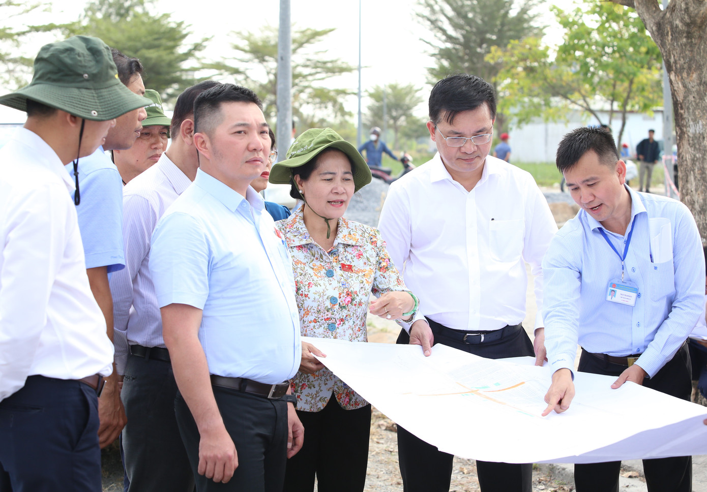 Đoàn công tác HĐND TPHCM tìm hiểu công tác chuẩn bị Khu TĐC An Hạ. Đoàn công tác HĐND TPHCM tìm hiểu công tác chuẩn bị Khu TĐC An Hạ.